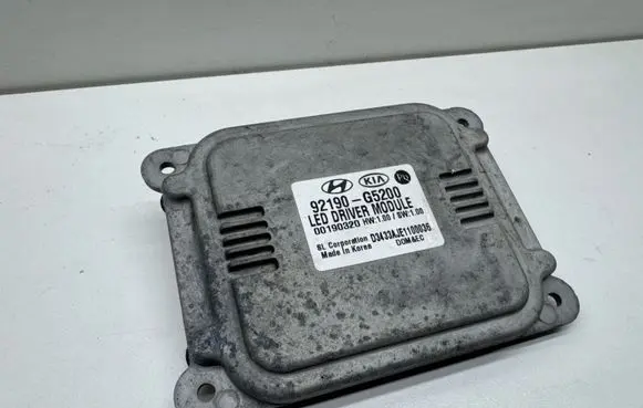 KIA Niro Headlight ballast module Xenon 92190G5200