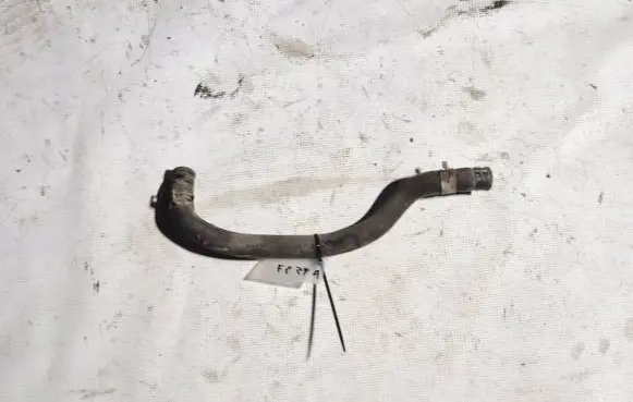 Toyota Auris 150 Engine coolant pipe/hose