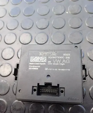 Volkswagen PASSAT B8 Gateway control module 3Q0907530L