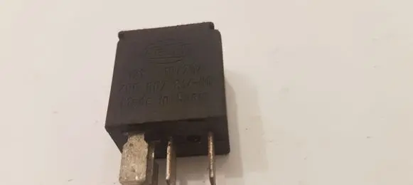 Volvo S60 Other relay 9441161 4R000781400