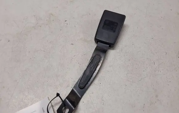 Seat Ibiza III (6L) Front seatbelt buckle 6Q0857755