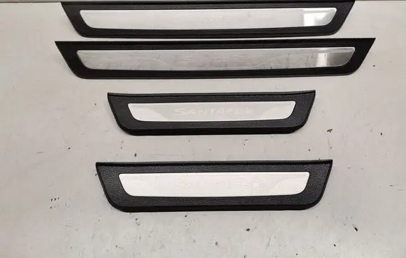 Hyundai Santa Fe sill trim set (inner) 858842W500 858742W500 858792W500