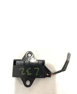 Mitsubishi Lancer X Antenna control unit 8637A132 CCAB06LP2870T1 G8D640NANT