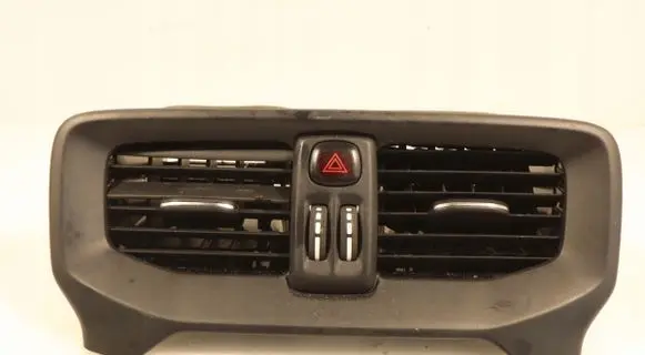 Volvo V40 Dashboard air vent grill cover trim 7360-300