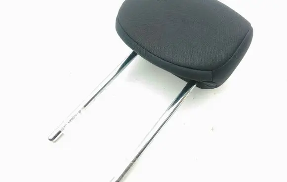 Nissan Leaf II (ZE1) Rear seat headrest 