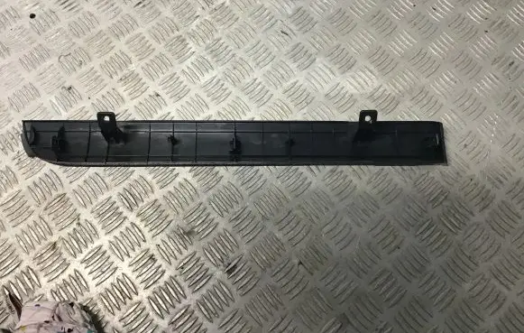 Chevrolet Captiva Dashboard side end trim