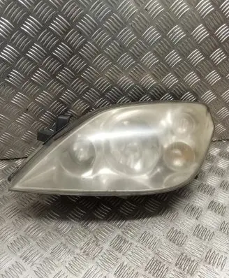 Nissan Primera Headlight/headlamp 1EJ238011