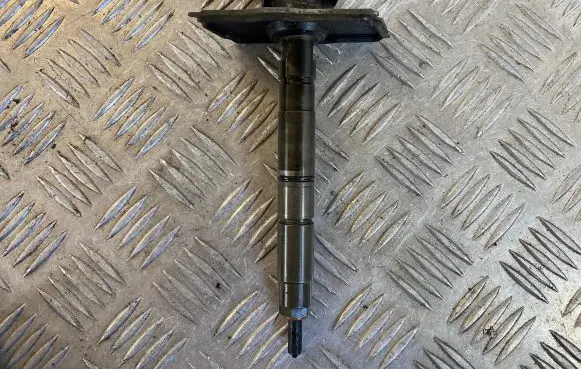 Audi A6 S6 C6 4F Fuel injector 059130277AJ 060912 0445115054