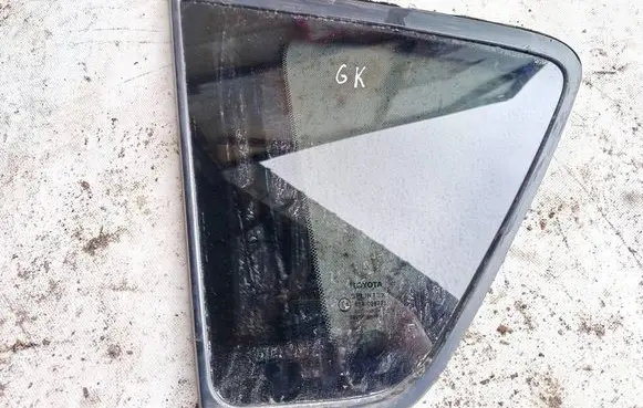 Toyota Corolla Verso AR10 Rear side window AS3