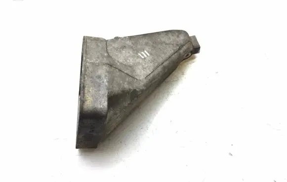 Mercedes-Benz C W203 Engine mounting bracket a1112231604