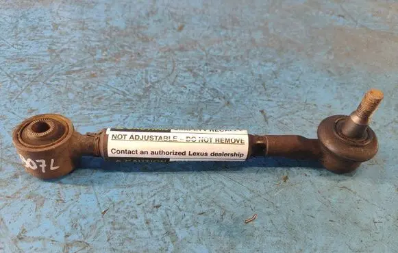 Lexus HS Rear control arm 4871012270