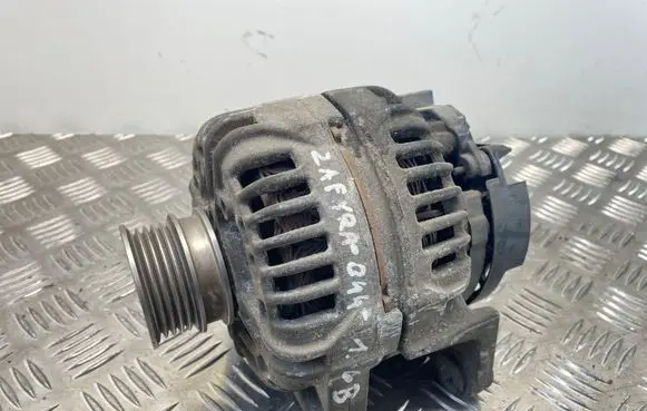 Opel Zafira B Generator/alternator 0124425020
