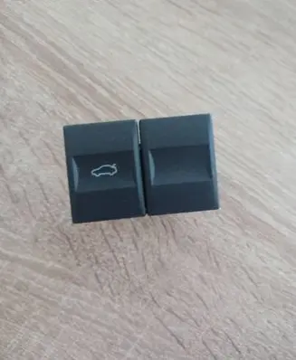 Ford Mondeo Mk III Tailgate opening switch 3s7t19b514ac