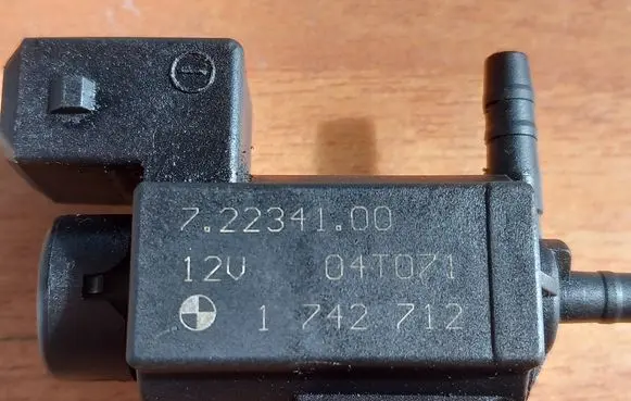 BMW 7 E65 E66 Turbo solenoid valve 1742712 72234100