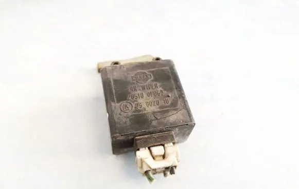 Ford Maverick Fuel injection pump control unit/module 285100f060