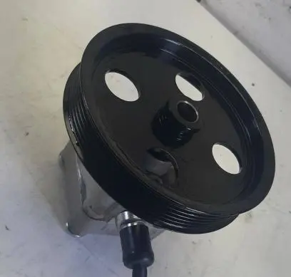 Volvo S60 Power steering pump 30665101 30741122 36050561