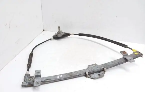 Volkswagen Golf II Front door manual window regulator 