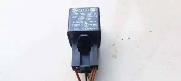 Audi A6 S6 C4 4A Other relay 191953227A 4DB003750-64