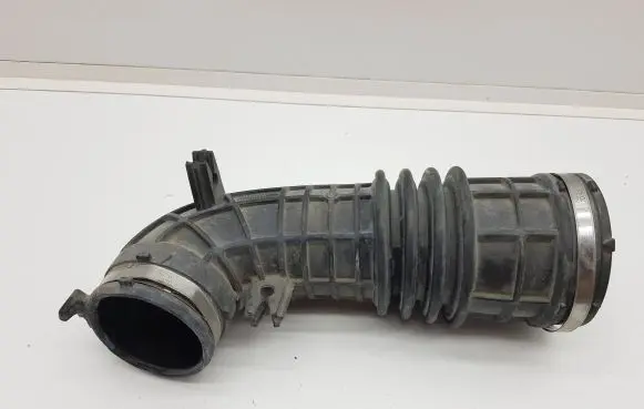 Infiniti Q30 Air intake hose/pipe A6070900037 4012617A 0213117A