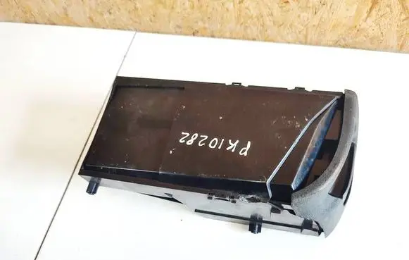 Audi A3 S3 8L Glove box 70663