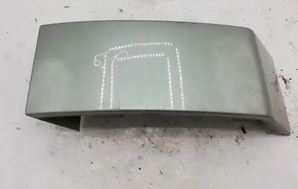 Volvo XC90 Rear/tail light trim molding 8620820