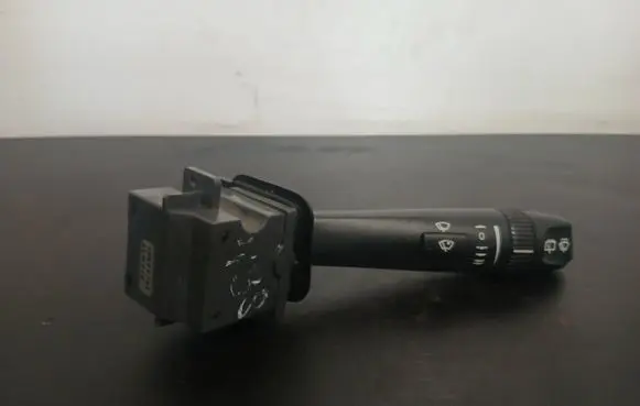 Volvo XC90 Wiper control stalk 30669742 05W01D