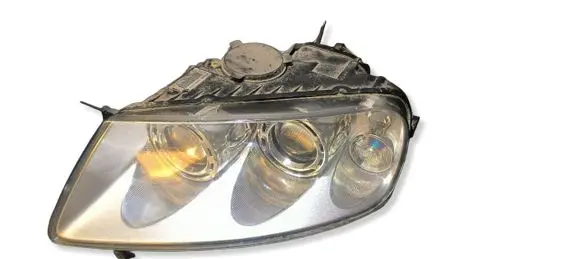 Volkswagen Touareg I Headlight/headlamp 7L6941015CF
