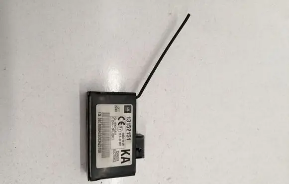 Opel Signum Tire pressure sensor 13152151