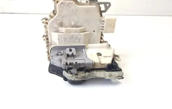 Audi Q5 SQ5 Rear door lock 8K0839016C