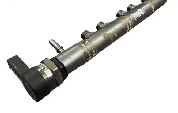 BMW 3 E90 E91 Fuel main line pipe 7809128 0445214183 0281002870