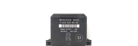 Mercedes-Benz C W203 Door control unit/module 2038206626 351391