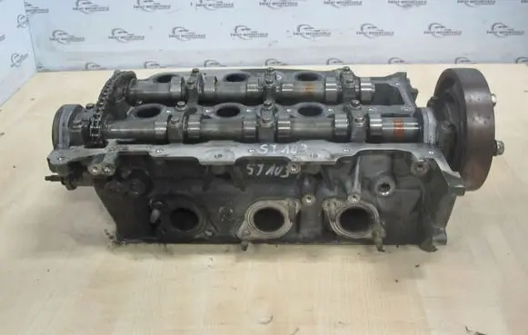 Citroen C6 Engine head 4R8Q6090AH