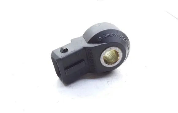 Volvo 850 Detonation knock sensor 0261231046