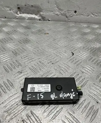 BMW X5 F15 Aerial antenna amplifier 9334691 92870811
