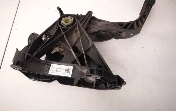 Skoda Octavia Mk3 (5E) Clutch pedal 5Q1721059CM
