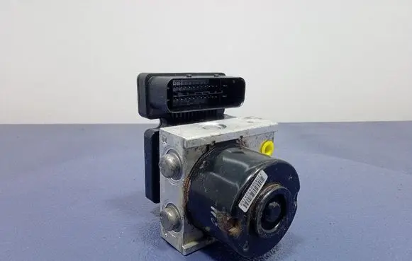 Seat Leon (1P) ABS Pump 1K0907379P