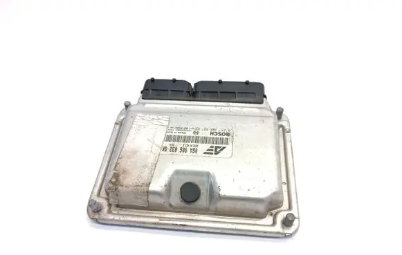 Seat Alhambra (Mk1) Engine control unit/module 06A906032QK 0261208687