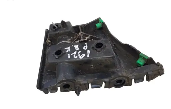 Volvo V40 Front bumper mounting bracket 31425110