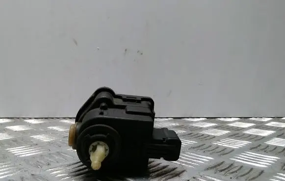 Renault Laguna II Headlight level adjustment motor 8200006664