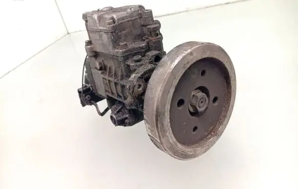 Volvo V70 Fuel injection high pressure pump 0460415990