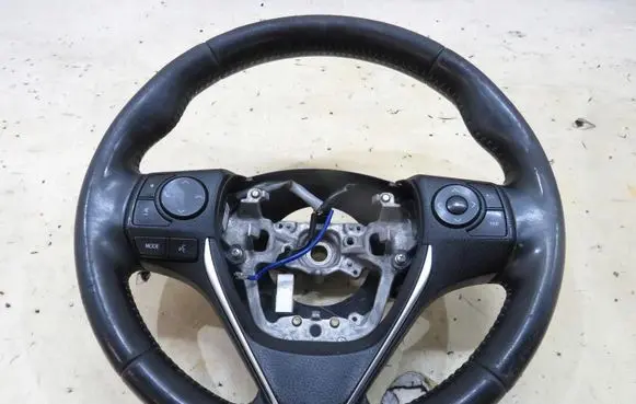 Toyota Auris E180 Steering wheel 162810141