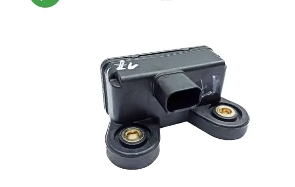 Mercedes-Benz SLK R171 ESP acceleration yaw rate sensor A0055422118 GJ77M05Q55 FD07M12