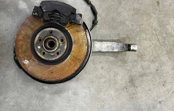 Volvo XC90 Front wheel hub spindle knuckle KN051