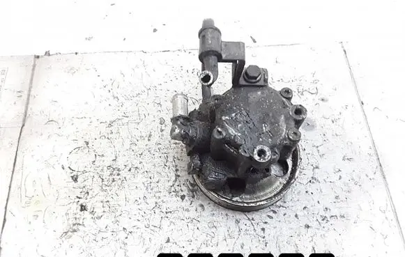 Citroen C5 Power steering pump 2200hdi