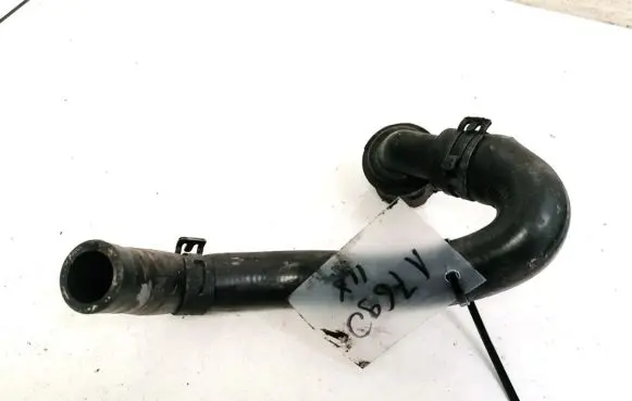 Mercedes-Benz C W203 Engine coolant pipe/hose