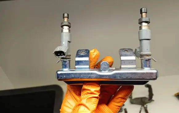 Subaru Outback (BS) Fuel injector 226042916