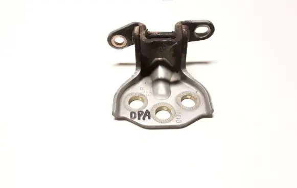 SsangYong Kyron Front door lower hinge 