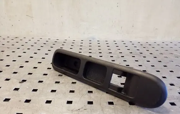 Peugeot 3008 I Front door window switch trim 96650618ZD