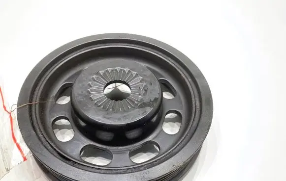 Skoda Kodiaq Timing belt tensioner pulley 04E105243E