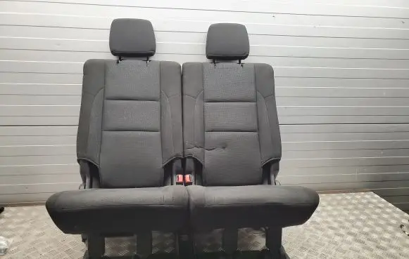 Dodge Durango III Third row seats 